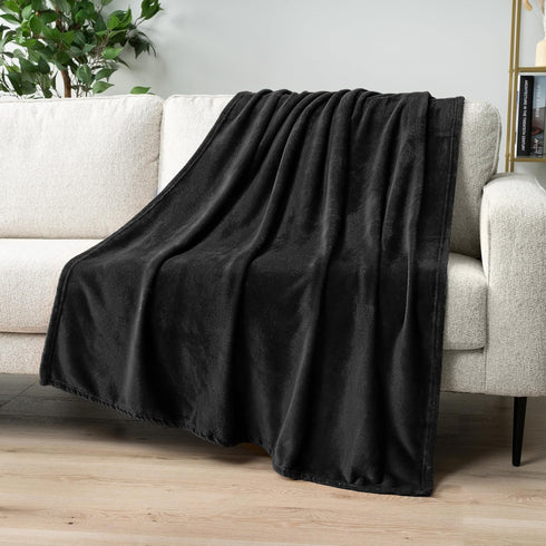 PAVILIA Black Fleece Bed Blanket Queen Size, Super Soft Fuzzy Flannel Throw for Couch Sofa, Luxury Plush Microfiber Large Throw Blanket Queen Bed,...