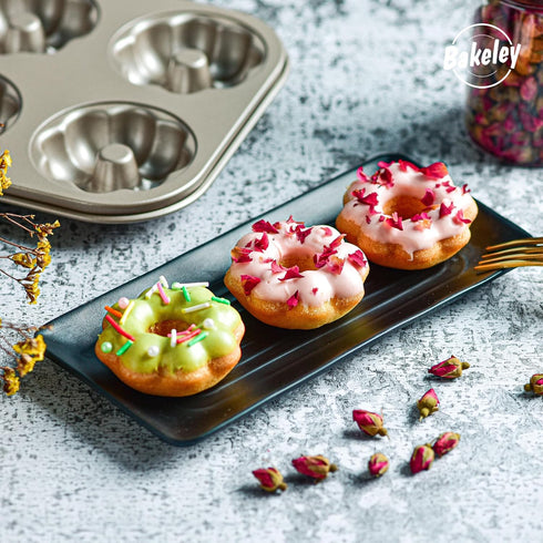 Flower Donut Pan, 6 Cavity Donut Mold Heavy Duty Steel Non-stick Flower Heart Shaped Bund Pans Pattern Doughnut Bakeware for Oven Baking (Champagn...