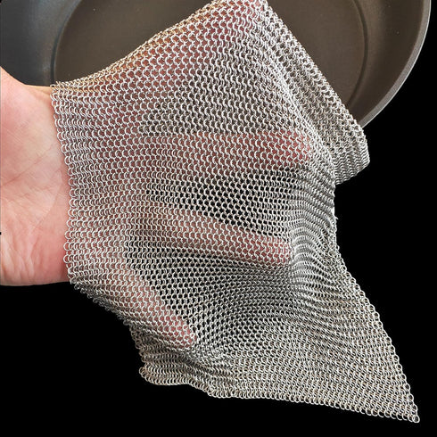 Cast Iron Scrubber, 4''x4'' 316L Stainless Steel Fine Mesh Scraper, Upgraded 3.8mm Chainmail Scrubber, for Pre-Seasoned Pot Dutch Oven Waffle Make...