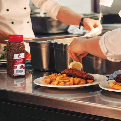 Lawry's Seasoned Pepper, 10.3 oz - One 10.3 Ounce Container of Seasoned All Pepper for a Well-Rounded Flavor of Black Pepper, Sweet Red Bell Peppe...