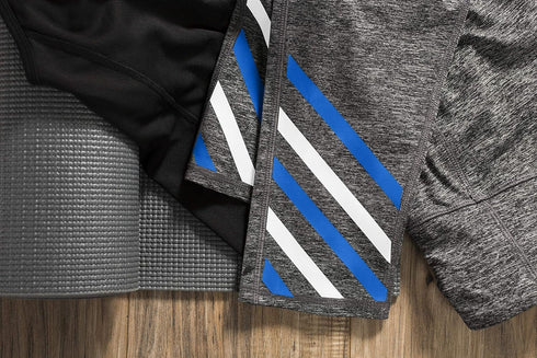 Cricut 2004435 SportFlex Iron On Vinyl, DIY Supplies, 11.8” x 24” HTV Roll - True Blue...