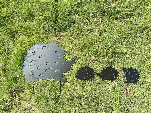 Hedgehhog Decorative Garden Stakes Metal Garden Statues Small Cute Silhouette Stake for Yard Outdoor Garden Lawn Decoration, Set of 4...