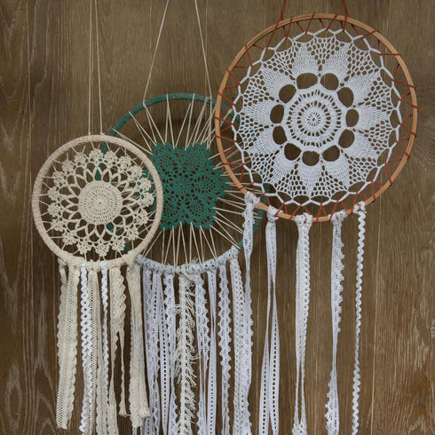 Heritage Lace White (Godiva) Crochet Envy 12" Round Dream Catcher...