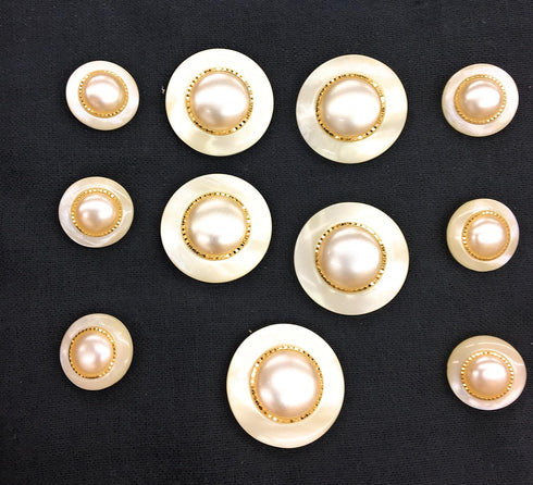 White Pearl Button with Gold Rim Marbleized Outer Fashion Buttons Design Sets 11pc. (#41 (5pc 1-1/16 '' & Six pc 3/4'' White Pearl Button with Gol...
