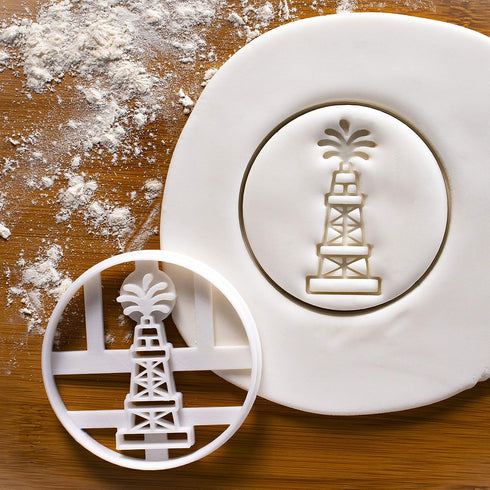 Set of 2 cookie cutters (Designs: Oil Derrick & Pump Jack), 2 pieces - Bakerlogy...