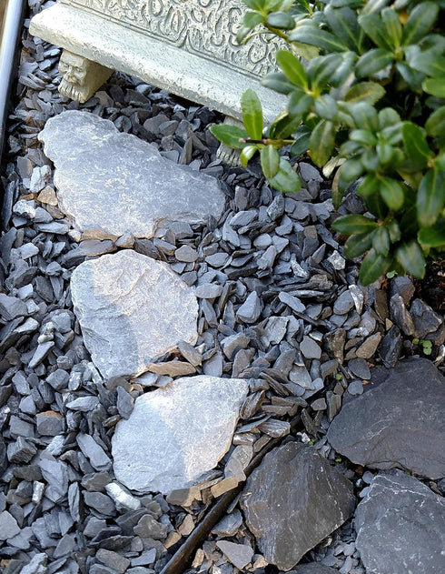 Natural Slate Stone - 1/8 to 1/4 inch Slate Gravel | Perfect for Basing Models, Aquariums, Bonsai and Miniature Gardens (1lb)...