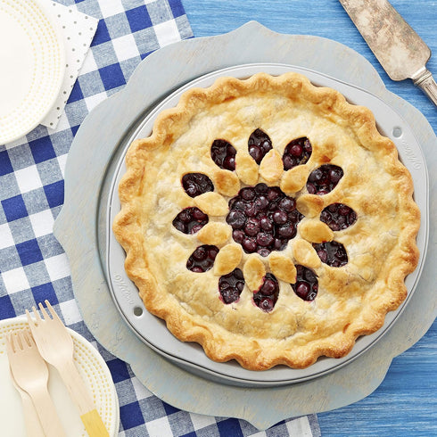 Wilton Sunflower Pie Crust Cutter...