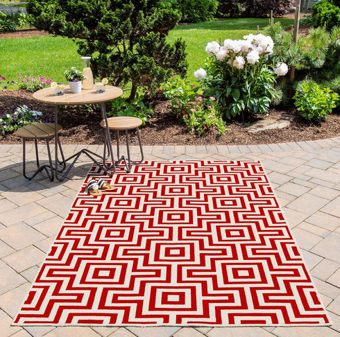 Momeni Rugs Baja Collection Contemporary Indoor & Outdoor Area Rug, Easy to Clean, UV protected & Fade Resistant, 1'8" x 3'7", Red...