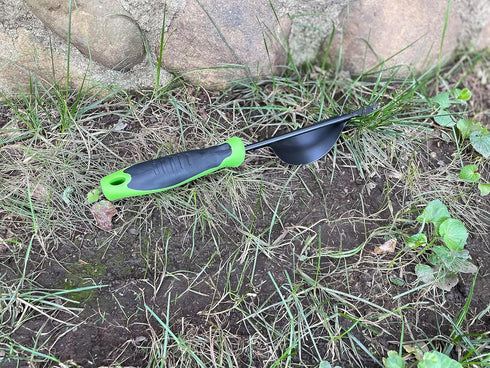 Weeding Tool, Heavy-Duty Weeder, Leverage Design Weed Puller Tool Removal and Deep Digging, Ergonomic Handle and Two-Pronged V-Shaped Fork...