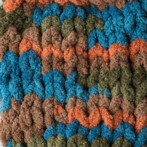Bernat Blanket Super Bulky Yarn, 5.3oz, Guage 6 Super Bulky, Cozy Cabin...