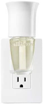 Bath and Body Work 2 Pack White Flare Wallflowers Fragrance Plug.