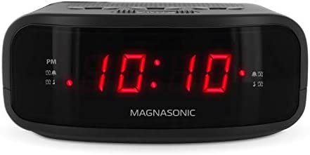 Magnasonic Digital AM/FM Clock Radio with Battery Backup, Dual Alarm, Sleep & Snooze Functions, Display Dimming Option (EAAC200)