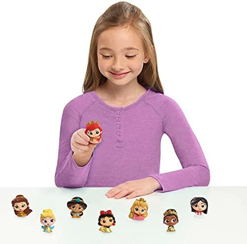 Disney Doorables Glitter and Gold Princess Collection Peek, Includes 8 Exclusive Mini Figures, Styles May Vary, by Just Play