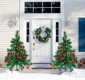 OBABA 2 Pack 30 Inch Outdoor Pathway Christmas Trees Battery Operated Pre-Lit Artificial Tree Decoration with 60 LED Lights,Holiday Décor for Porch,Driveway,Red Berries,Pine Cones,Red Ball Ornaments