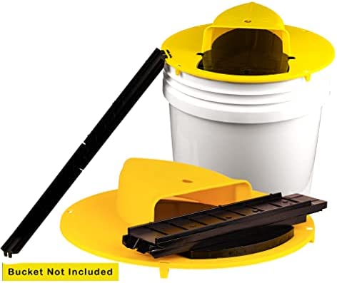 RinneTraps - Flip N Slide Bucket Lid Mouse Trap |Humane or Lethal| |Trap Door Style| |Multi Catch |Auto Reset| |Indoor Outdoor| |No See Kill| |5 Gallon Bucket Compatible| Made in USA (1)