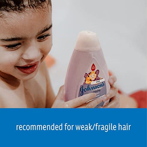 Johnson's Strengthening Tear-Free Kids' Conditioner with Vitamin E Strengthens & Helps Prevent Breakage, Paraben-, Sulfate- & Dye-Free, Hypoallergenic & Gentle on Toddler Hair, 13.6 fl. oz