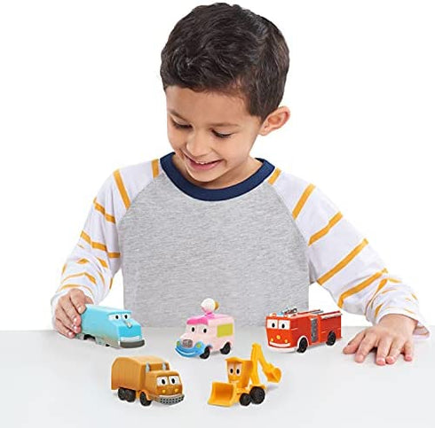 The Stinky & Dirty Show 5 Piece Collectible Figure Set, Amazon Exclusive, by Just Play