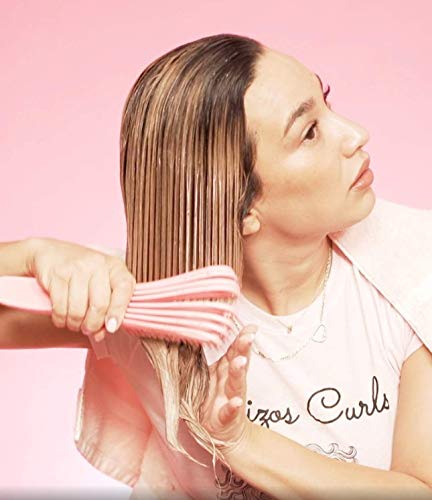 Rizos Curls Pink Detangling Flexi Brush for Curly Hair, Flexible comb glides with curls to easily detangle, no pull or pain