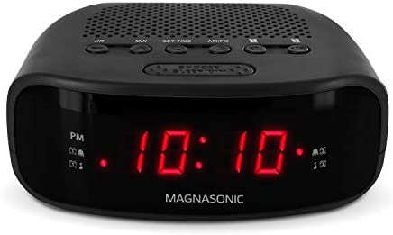 Magnasonic Digital AM/FM Clock Radio with Battery Backup, Dual Alarm, Sleep & Snooze Functions, Display Dimming Option (EAAC200)