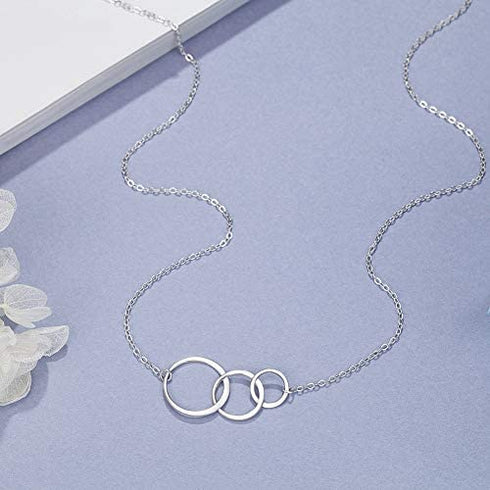 AnalysisyLove 3 Generations Necklace - Sterling Silver Interlocking Infinity 3 Circles Necklace for Grandma Mom Granddaughter, Birthday Jewelry Mothers Day Gift