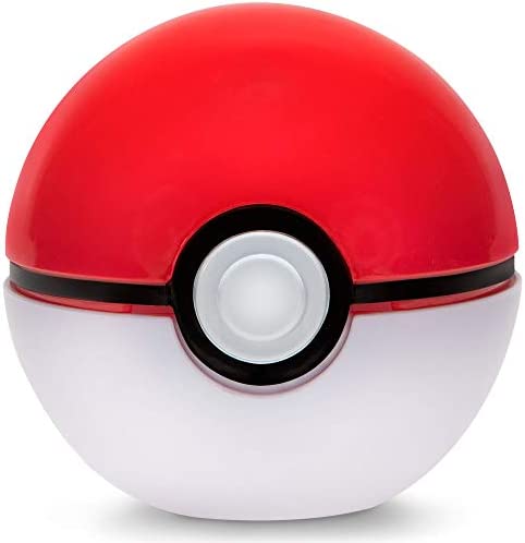 Pokemon Official Squirtle Clip and Go, Comes with Squirtle Action Figure and Poké Ball