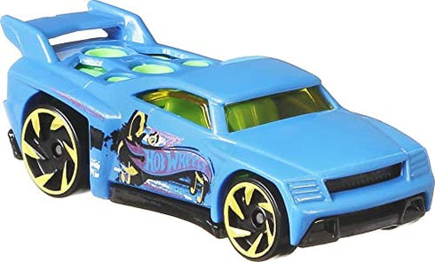 Hot Wheels Super Rigs, Transporter Vehicle with 1 Hot Wheels 1:64 Scale Car, Gift for Collectors & Kids Ages 3 Years Old & Up, styles may vary