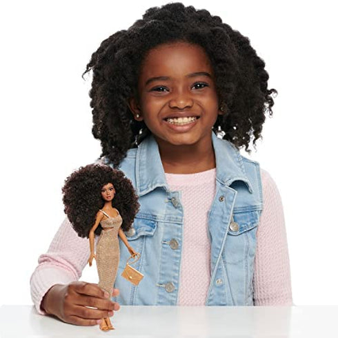 Naturalistas 11.5-inch Fashion Doll and Accessories Dayna, Curly 3C Textured Hair, Medium Brown Skin Tone, Designed and Developed by Purpose Toys