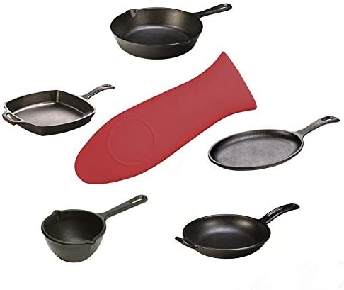 WeTest 2 Silicone Hot Handle Cover, 2 Plastic Grill Pan Scrapers, 2 Plastic Pan Scrapers for Cast Iron Skillets, Frying Pans and Griddles, Red (6 Pack Scraper Plastic Set R)