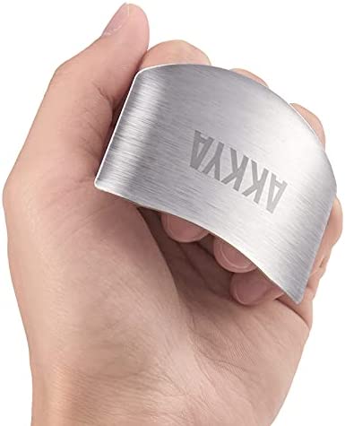 Akkya Finger Guards for Cutting Stainless Steel Finger Protector for Knife Cutting Kitchen Tool Finger Guard for Food Chopping Cutting Avoid Hurting 4 Pack