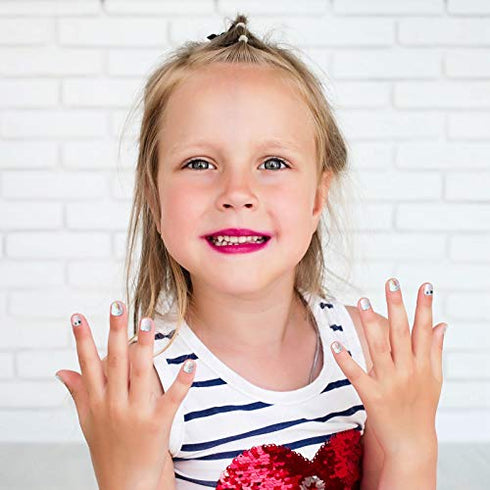 120 Pieces Kids Press on Nails Children Fake Nails Artificial Nail Tips Girls Full Cover Short False Fingernails for Girls Kids Nail Decoration (Little Girl)