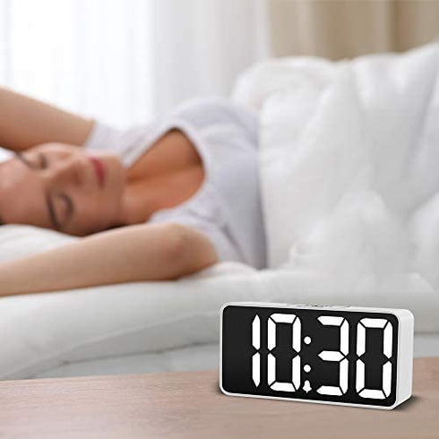DreamSky Compact Digital Alarm Clock with USB Port for Charging, 0-100% Adjustable Brightness Dimmer, White Bold Digit Display, Adjustable Alarm Volume, Bedside Alarm Clock with Snooze,12/24Hr