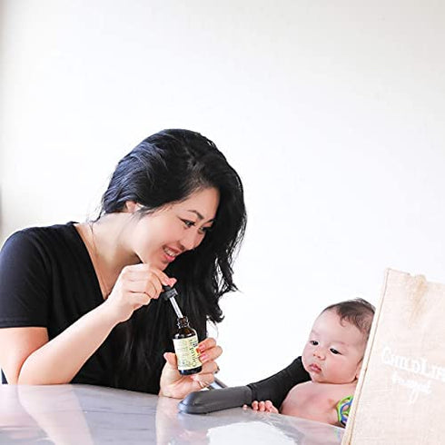 ChildLife Essentials Organic Gripe Water - Soothes Occasional Stomach Discomfort Associated with Colic, Teething, & Hiccups in Infants & Children, Gluten-Free, Allergen Free, Non-GMO - 2 Fl Oz Bottle