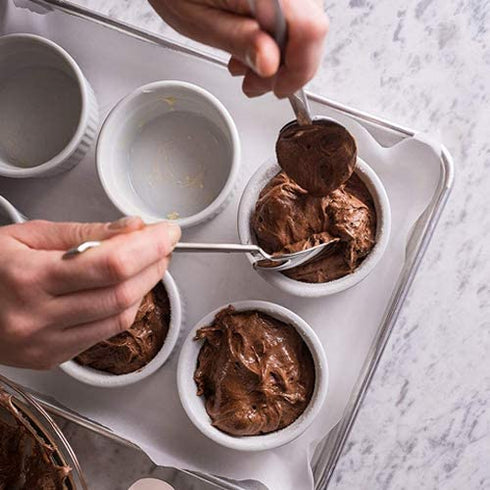 Ramekin Bowls 8OZ,WERTIOO 8 PCS Bakeware Set for Baking and Cooking, Oven Safe Sleek Porcelain Colorful Ramikins for Pudding, Creme Brulee, Custard Cups and Souffle Small instant table tray