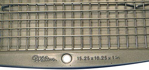 Hamilton Housewares Stainless Steel Cooling Rack - Heavy Duty and Oven Safe, Good for Cooling, Baking and Roasting - Fits 15 1/4" X 10 1/4" Baking Pans - Perfect for Cookies, Cakes & More (10" x 15")