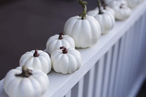 One Holiday Way 4.5-Inch Artificial White Pumpkins Wedding Decor Halloween Fall Table Decoration, 12 Piece Set - Autumn Harvest Rustic Country Farmhouse Decorative Tabletop Accents