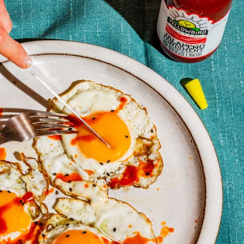 Jalapeno Hot Sauce by Yellowbird - Jalapeno Hot Sauce with Red Jalapeno Peppers, Carrots, Onions, and Garlic - Plant-Based, Gluten Free, Non-GMO Hot Pepper Sauce - Homegrown in Austin - 9.8 oz