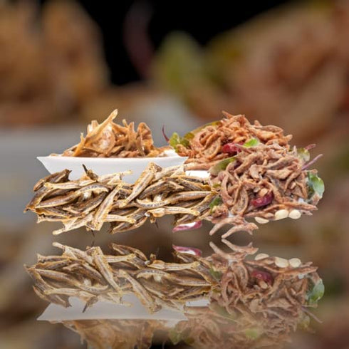 Dried Anchovy Headless Deep-frying as Snack or add flavor to soups, side dish Product of Thailand 3.5 Oz.(100)