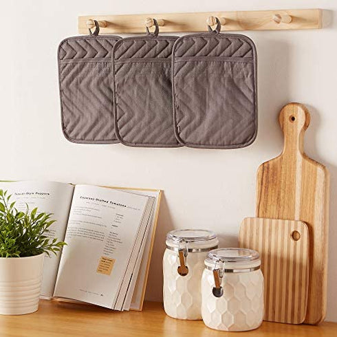 DII Heat Resistant Quilted Cotton, Pocket Potholder, 7x9, Gray, 3 Piece