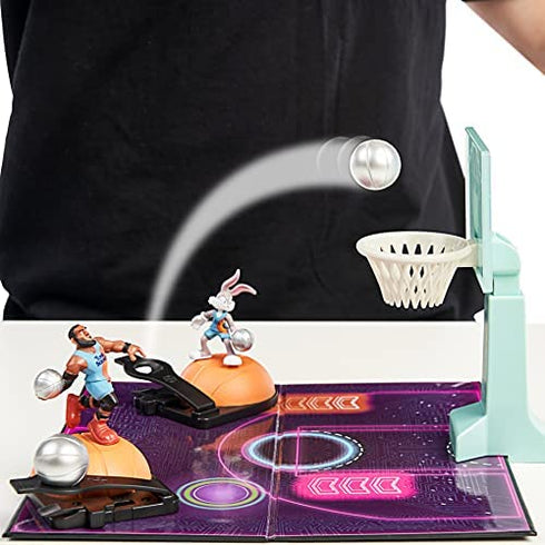 Moose Toys Space Jam: A New Legacy - Gametime Playset with Lebron & Bugs Bunny Figures