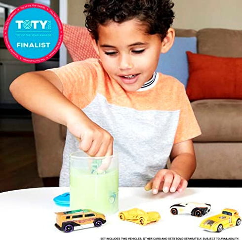 Hot Wheels Color Reveal 2 Pack of 1:64 Scale Vehicles with Surprise Reveal & Repeat Color-Change; Transform Deco with Hot & Ice Cold Water, Mystery Box, Gift for Kids 3 Years Old & Up