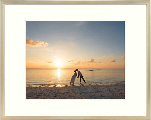 Golden State Art 11x14 Picture Frame Gold Aluminum (Shiny Brushed) Display Pictures 8x10 with Mat or 11x14 Without Mat Wall Mounting Real Glass Metal Photo Frame