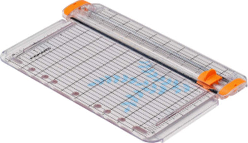 Fiskars 9 Inch SureCut Paper Trimmer (154460-1007)