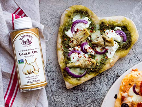 La Tourangelle, Garlic Infused Sunflower Oil, High Oleic Oil for Cooking Pastas, Salad Dressings, Drizzle on Popcorn, Irresistible Aroma and Flavor, 8.45 fl oz