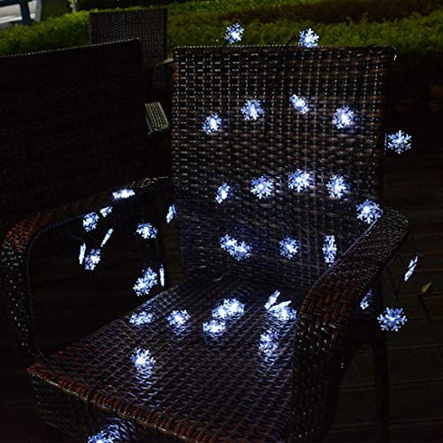 Homeleo Solar Powered Snowflake Lights, Outdoor Christmas Snowflake Decorations, Waterproof String Lights for Trees Ornaments Garden Patio Yard Pathway Decoration(Cold White,30 ft,50 LEDs)