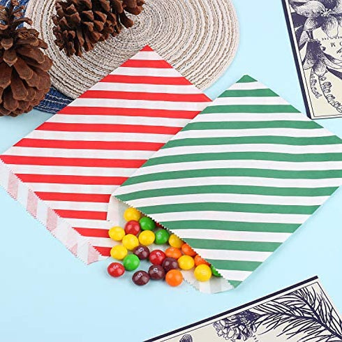 Kolewo4ever 100 pieces Christmas Treat Bags Christmas Goodies Bags, Kraft Holiday Gift Bags Red Green Candy Buffet Paper Bags Xmas Holiday Party Favor Goody Bags