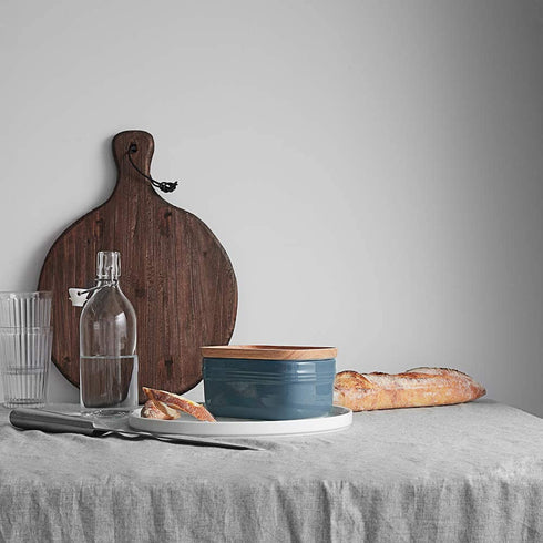 DOWAN Porcelain Butter Dish, Extra Large Butter Dish with Cover, Airtight Butter Dish with Wooden Lid, Farmhouse Butter Container for East West Coast Butter, Freezer Safe, Airy Blue