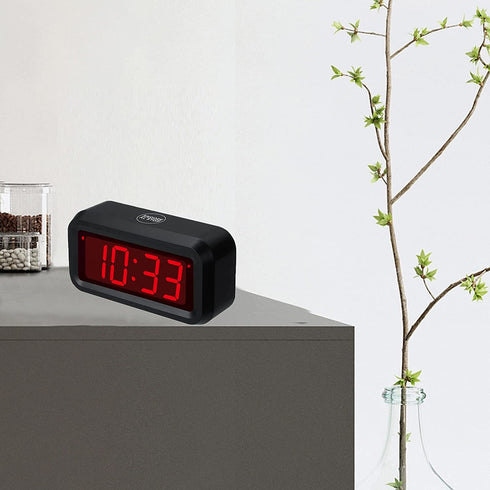 SUPLEDCK Digital Alarm Clock Battery Operated Bedside Home Travel Time Clock Night Visible LED Display (Black)