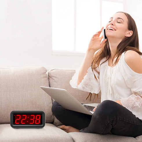 EUTUKEY Bedroom Alarm Clock Battery Operated Only, 1.2" LED Screen, Big Red Digit Display, 2-Levels Dimming, Snooze, 12/24h, Easy Digital Clock for Kids and Adults, Elderly, Boys, Girls