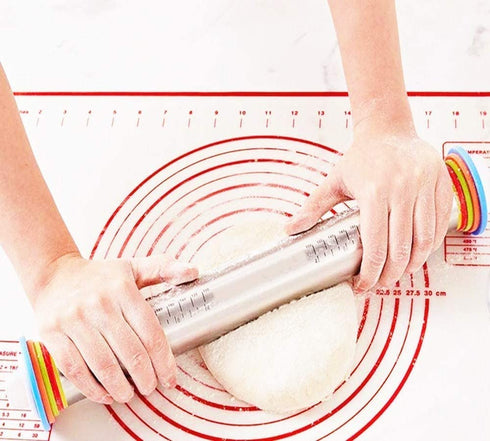 Rolling Pin nonstick and Silicone Baking Pastry Mat combo kit, Adjustable Rolling Pin With Thickness Rings, Rolling Pin for Baking Fondant, Pizza, Pie, Pastry, Pasta, Dough, Cookies (Red )