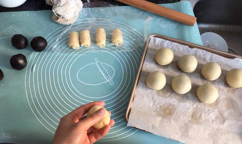 11 Inch Baking Sheets Pan Nonstick Set of 2, Walooza Cookie Sheet Replacement Toaster Oven Tray?Deep Size 1 inch Bakeware, Non Toxic & Heavy Duty & Easy Clean